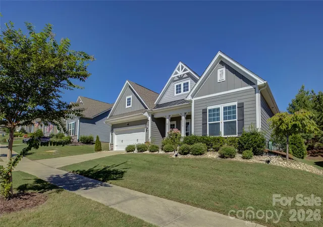 Photo 2 of Single family home for sale at 10025 St Kitts Landing Ln, Charlotte, NC 28278 | MLS# 4426225 | Listing updated on 2026-10-01
