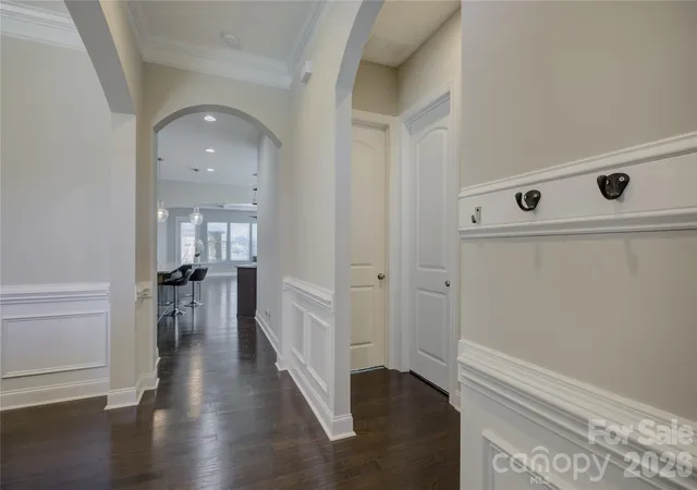 Photo 4 of Single family home for sale at 10025 St Kitts Landing Ln, Charlotte, NC 28278 | MLS# 4426225 | Listing updated on 2026-10-01