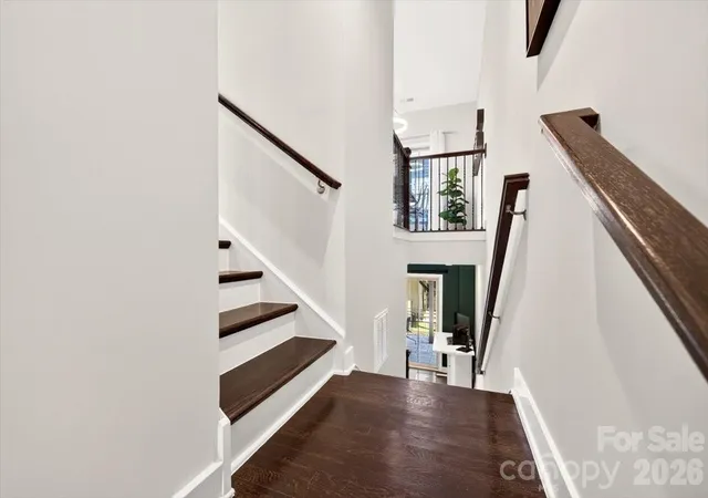 Photo 3 of Townhouse for sale at 1728 Town Oak Ln, Charlotte, NC 28205 | MLS# 4426244 | Listing updated on 2026-09-24