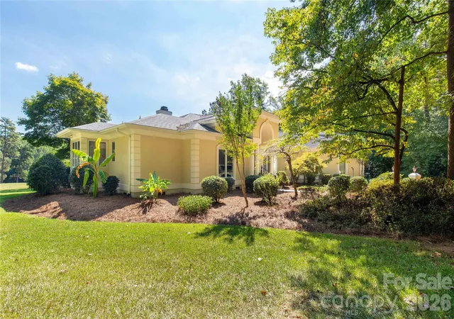 Photo 3 of Single family home for sale at 602 Fairway Dr, Fort Mill, SC 29715 | MLS# 4426256 | Listing updated on 2026-09-27