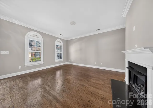 Photo 4 of Townhouse for sale at 9169 Bonnie Briar Cir, Charlotte, NC 28277 | MLS# 4426257 | Listing updated on 2026-10-29