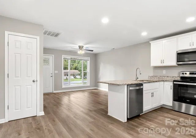 Photo 2 of Single family home for sale at 2427 Carrington Ct, Charlotte, NC 28208 | MLS# 4426258 | Listing updated on 2026-09-23