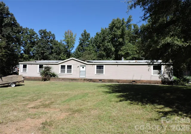 Photo 2 of Sale Pending at 6300 Wright Rd, Kannapolis, NC 28081 | MLS# 4426259 | Listing updated on 2026-09-28