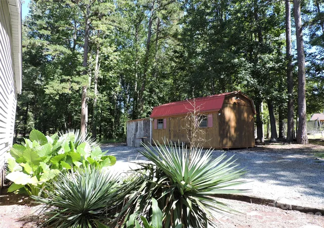 Photo 4 of Sale Pending at 6300 Wright Rd, Kannapolis, NC 28081 | MLS# 4426259 | Listing updated on 2026-09-28