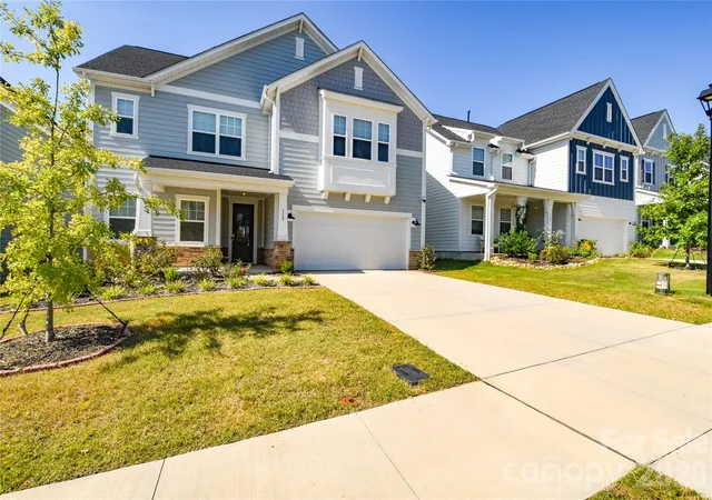 Photo 2 of Single family home for sale at 115 Hadley Ct, Mooresville, NC 28115 | MLS# 4426261 | Listing updated on 2026-09-21