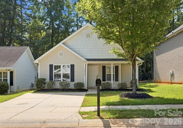 Photo 1 of Single family home for sale at 3432 Kelsey Emma Ct, Charlotte, NC 28269 | MLS# 4426262 | Listing updated on 2026-09-19