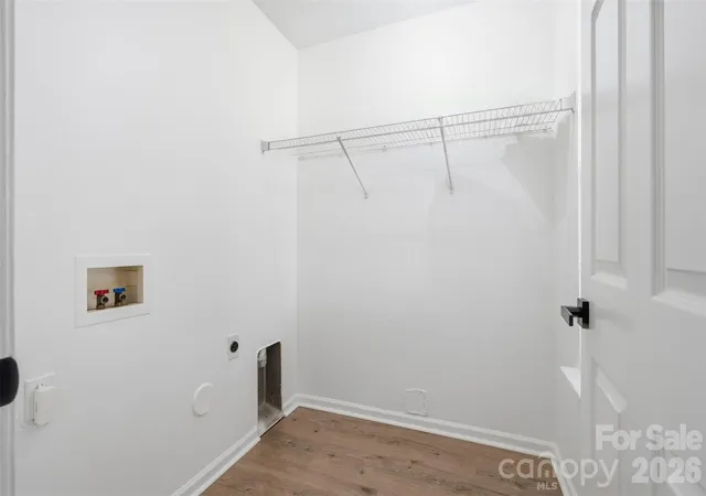 Photo 3 of Single family home for sale at 3432 Kelsey Emma Ct, Charlotte, NC 28269 | MLS# 4426262 | Listing updated on 2026-09-19