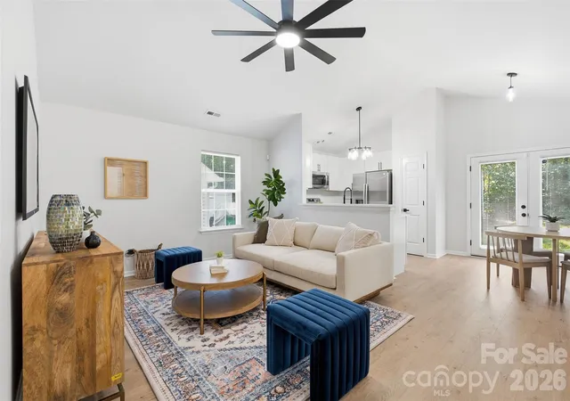 Photo 4 of Single family home for sale at 3432 Kelsey Emma Ct, Charlotte, NC 28269 | MLS# 4426262 | Listing updated on 2026-09-19