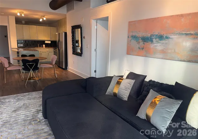 Photo 2 of Condo for sale at 505 6th Street #1006, Charlotte, NC 28202 | MLS# 4426265 | Listing updated on 2026-09-20