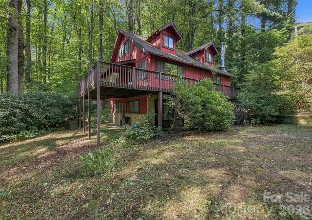 Photo 2 of Single family home for sale at 151 Tiger Lily Ln, Waynesville, NC 28786 | MLS# 4426270 | Listing updated on 2026-09-29