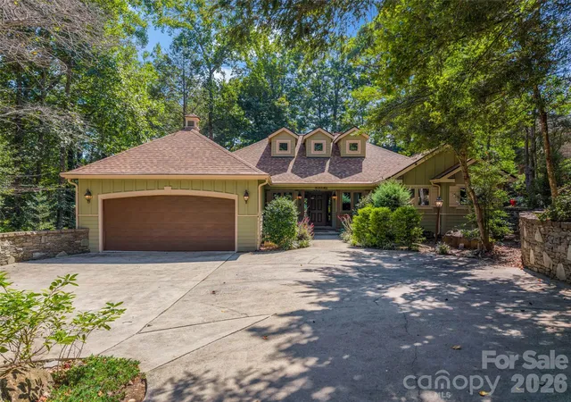 Photo 2 of Single family home for sale at 361 Lurewoods Manor Dr, Lake Lure, NC 28746 | MLS# 4426279 | Listing updated on 2026-09-28