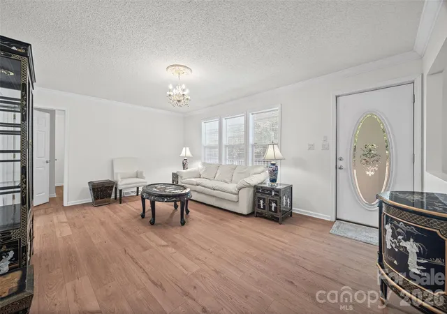 Photo 4 of Single family home for sale at 15715 Youngblood Rd, Charlotte, NC 28278 | MLS# 4426292 | Listing updated on 2026-09-23