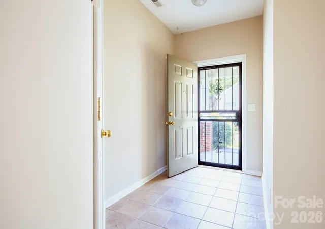 Photo 3 of Single family home for sale at 13825 Purple Bloom Ln, Charlotte, NC 28262 | MLS# 4426294 | Listing updated on 2026-09-20