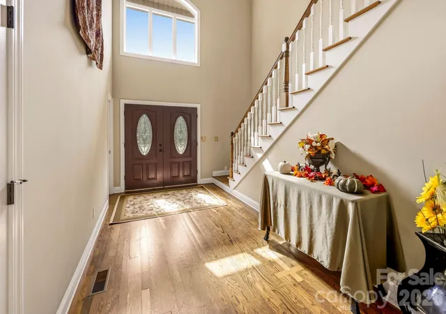 Photo 4 of Single family home for sale at 671 Mud Cut Loop, Marion, NC 28752 | MLS# 4426296 | Listing updated on 2026-09-29