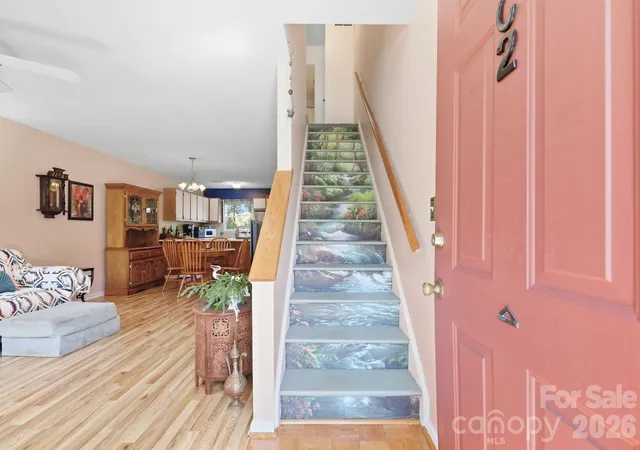 Listing Photo 5 - Condo for sale in building located at 102 Brandywine Dr, Conover, NC 28613 - Unit #C2