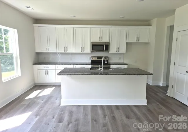 Photo 2 of Single family home for sale at 183 Sugar Hl Rd, Troutman, NC 28166 | MLS# 4426309 | Listing updated on 2026-10-05