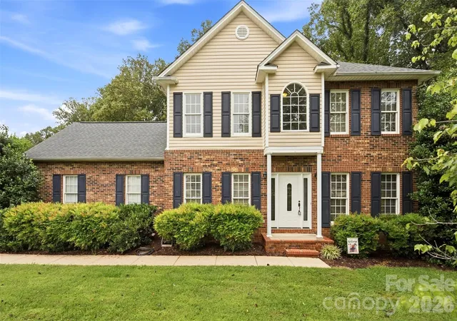Photo 2 of Single family home for sale at 2591 Chandy St, Newton, NC 28658 | MLS# 4426319 | Listing updated on 2026-10-06
