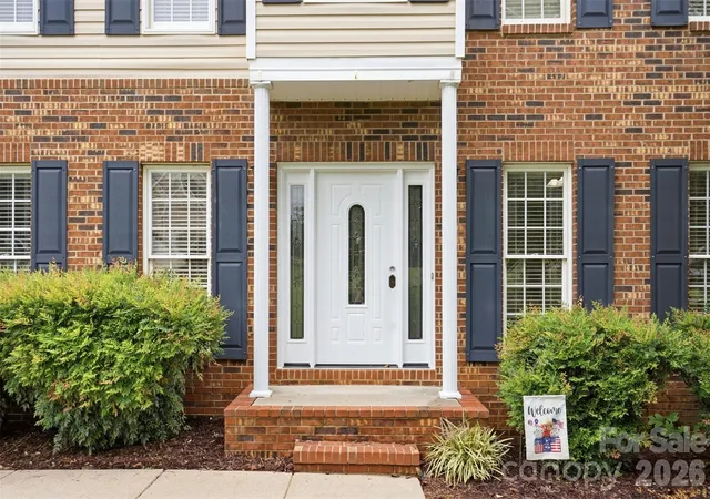 Photo 3 of Single family home for sale at 2591 Chandy St, Newton, NC 28658 | MLS# 4426319 | Listing updated on 2026-10-06