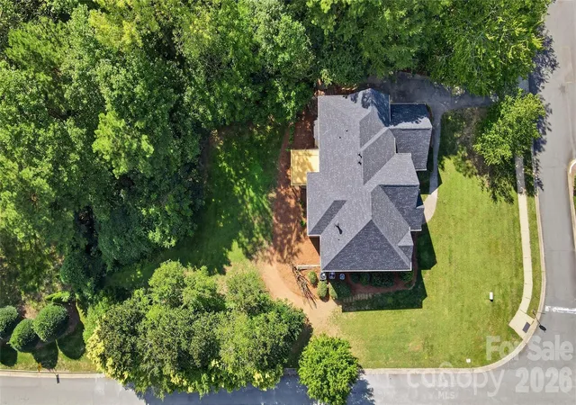Photo 3 of Single family home for sale at 4224 Mountain Cvs Dr, Charlotte, NC 28216 | MLS# 4426358 | Listing updated on 2026-10-04