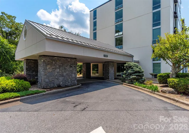 Photo 1 of Condo for sale at 647 Town Mountain Rd #307, Asheville, NC 28804 | MLS# 4426363 | Listing updated on 2026-09-24