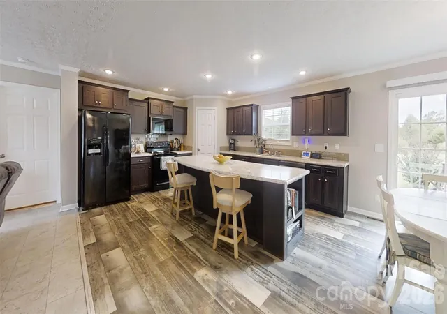 Photo 4 of Single family home for sale at 1274 Crandell Dr, Crouse, NC 28033 | MLS# 4426372 | Listing updated on 2026-10-02