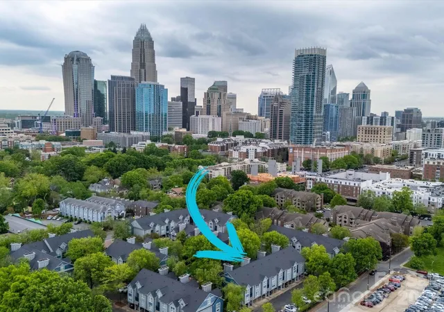 Photo 1 of Condo for sale at 517 N Graham St #3C, Charlotte, NC 28202 | MLS# 4426399 | Listing updated on 2026-10-06