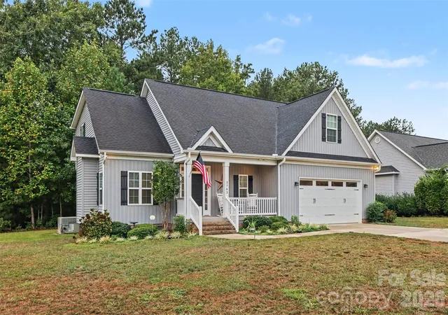Photo 3 of Single family home for sale at 3743 Travertine Dr, Lancaster, SC 29720 | MLS# 4426417 | Listing updated on 2026-10-20