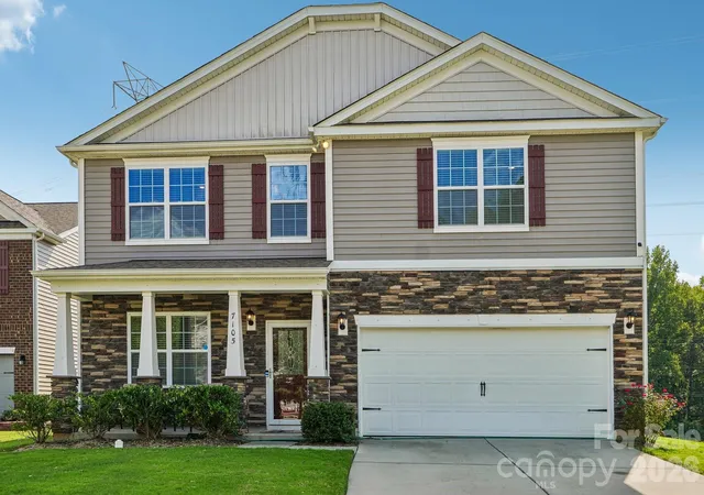 Photo 1 of Single family home for sale at 7105 Pennyroyal Way, Charlotte, NC 28216 | MLS# 4426419 | Listing updated on 2026-09-29