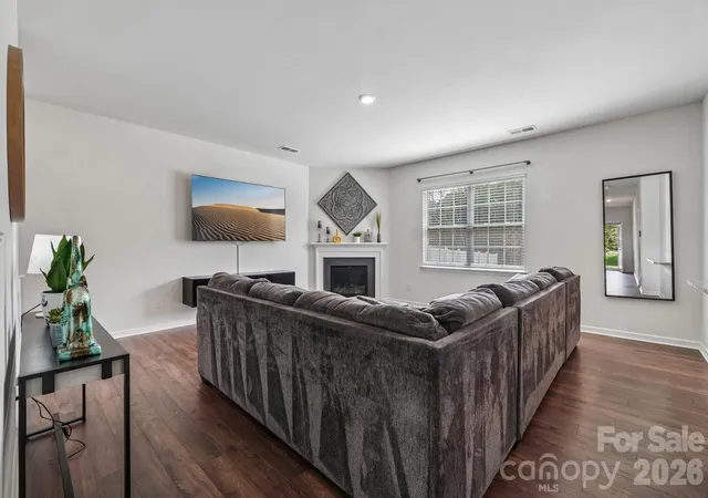 Photo 3 of Single family home for sale at 7105 Pennyroyal Way, Charlotte, NC 28216 | MLS# 4426419 | Listing updated on 2026-09-29