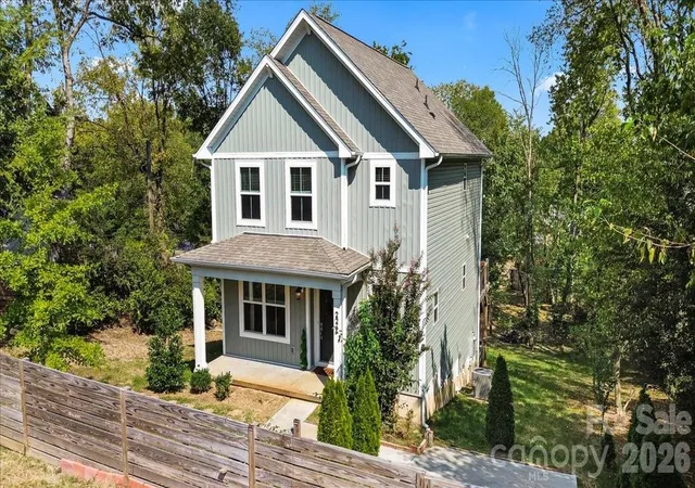 Photo 3 of Single family home for sale at 226 1st Street, Mount Holly, NC 28120 | MLS# 4426424 | Listing updated on 2026-09-20