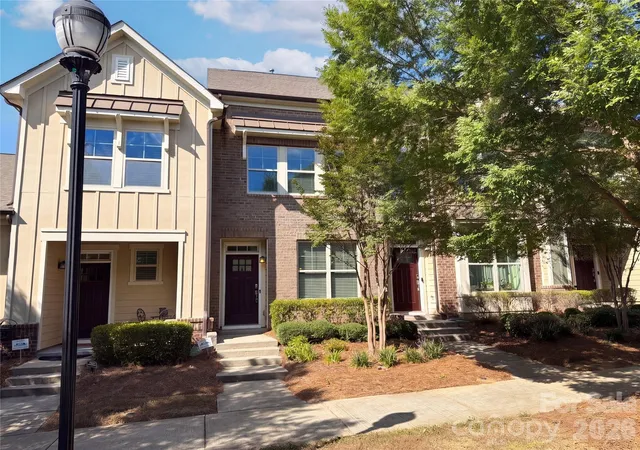 Photo 1 of Townhouse for sale at 1628 Pat Garrett St, Charlotte, NC 28206 | MLS# 4426425 | Listing updated on 2026-10-10