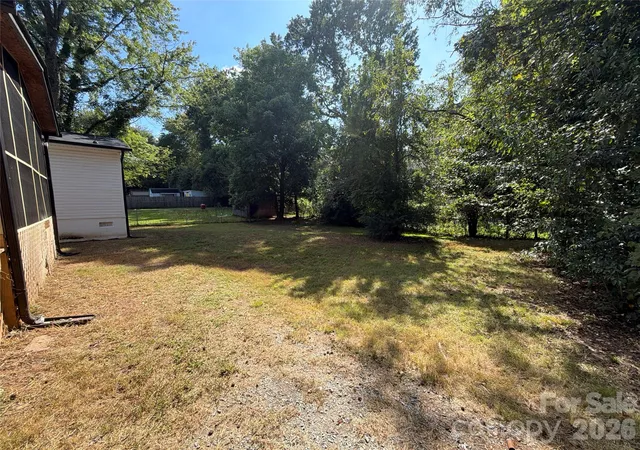 Photo 22 of Single family home for sale at 4200 Abbeydale Dr, Charlotte, NC 28205 | MLS# 4426433 | Listing updated on 2026-10-05