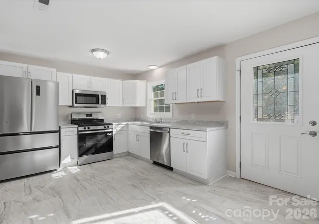 Photo 1 of Single family home for sale at 102 Cushman Dr, Chester, SC 29706 | MLS# 4426438 | Listing updated on 2026-09-29