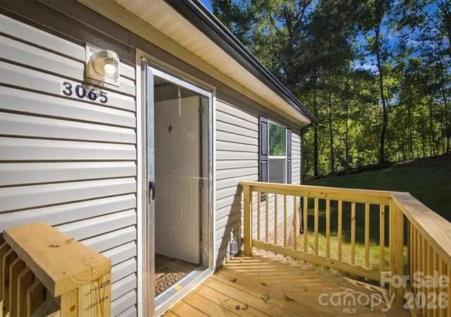 Photo 4 of Single family home for sale at 3065 Joshua Trl, Lenoir, NC 28645 | MLS# 4426454 | Listing updated on 2026-10-04