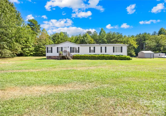 Photo 3 of Single family home for sale at 506 Salem Church Rd, Maiden, NC 28650 | MLS# 4426455 | Listing updated on 2026-09-21