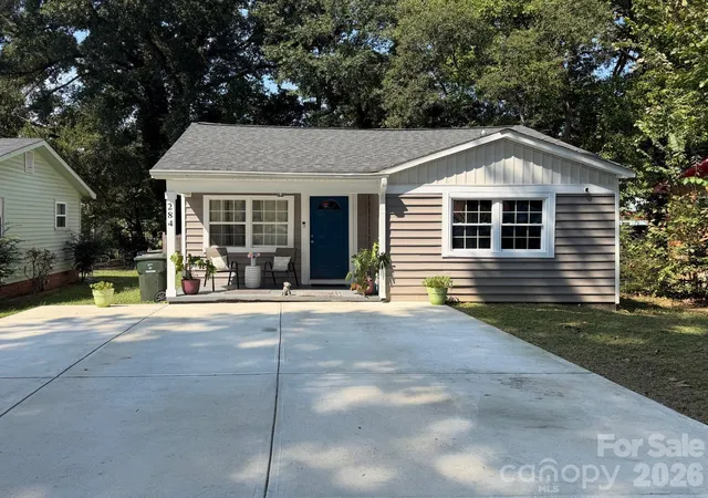 Single family home for sale at 284 Salem St SW, Concord, NC 28025 | MLS# 4426460