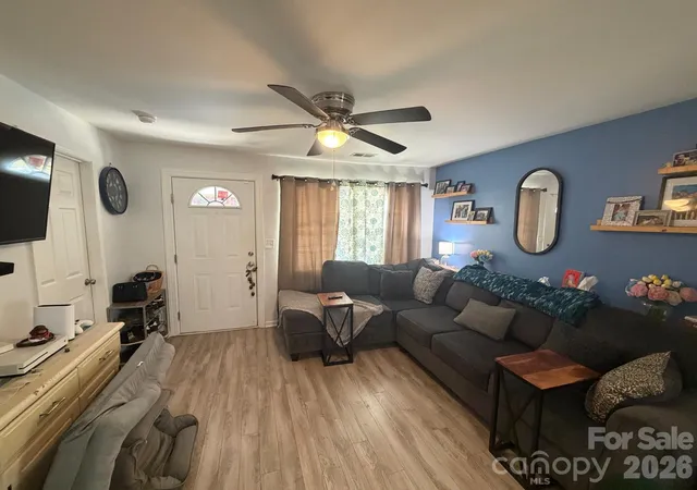 Photo 2 of Single family home for sale at 284 Salem St SW, Concord, NC 28025 | MLS# 4426460 | Listing updated on 2026-09-27