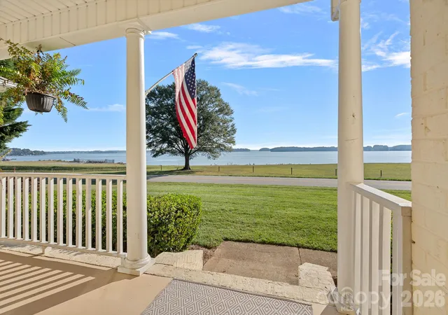 Photo 4 of Single family home for sale at 8049 Ravenwood Ln, Stanley, NC 28164 | MLS# 4426461 | Listing updated on 2026-10-04