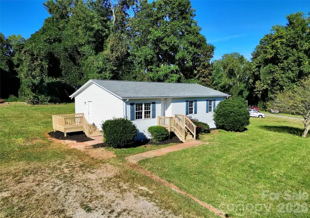 Single family home for sale at 2130 Haven Cir SW, Lenoir, NC 28645 | MLS# 4426483