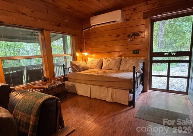 Photo 4 of Single family home for sale at 548 Bear Cub Dr, Spruce Pine, NC 28777 | MLS# 4426494 | Listing updated on 2026-10-06