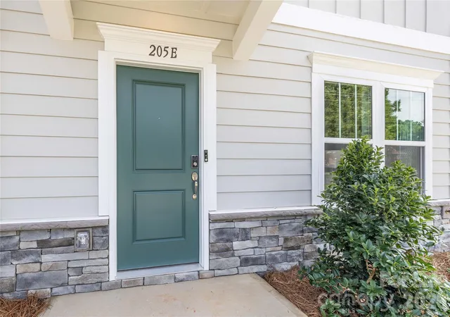Photo 2 of Sale Pending at 205 Cliffwood St Nw #Unit 5 E, Concord, NC 28027 | MLS# 4426499 | Listing updated on 2026-10-01