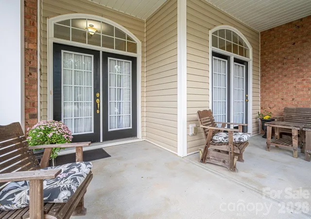 Photo 4 of Single family home for sale at 2013 Wrens Song Way, Gastonia, NC 28052 | MLS# 4426504 | Listing updated on 2026-09-20
