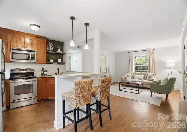 Photo 2 of Condo for sale at 4921 Park Rd #B, Charlotte, NC 28209 | MLS# 4426505 | Listing updated on 2026-09-19