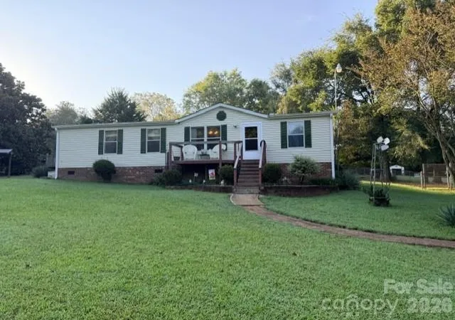 Photo 1 of Sale Pending at 5241 Golden Pond Dr, York, SC 29745 | MLS# 4426510 | Listing updated on 2026-09-28