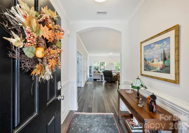 Photo 3 of Townhouse for sale at 6625 Glenlivet Ct, Charlotte, NC 28278 | MLS# 4426512 | Listing updated on 2026-09-25