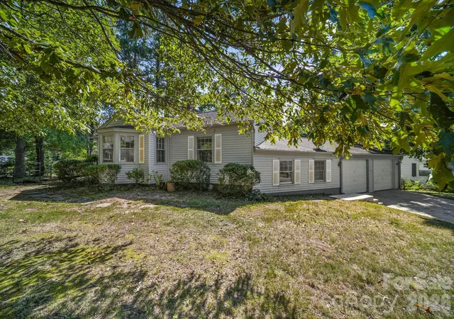 Single family home for sale at 1011 Holland Ave, Gastonia, NC 28052 | MLS# 4426517