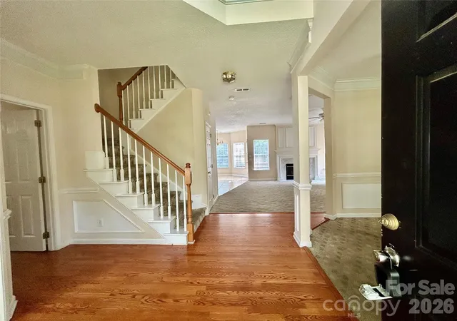 Photo 3 of Single family home for sale at 10514 Old Brg Ln, Charlotte, NC 28269 | MLS# 4426525 | Listing updated on 2026-09-19