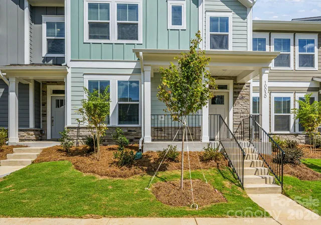 Photo 1 of Townhouse for sale at 10030 Mamillion Dr, Huntersville, NC 28078 | MLS# 4426536 | Listing updated on 2026-10-04