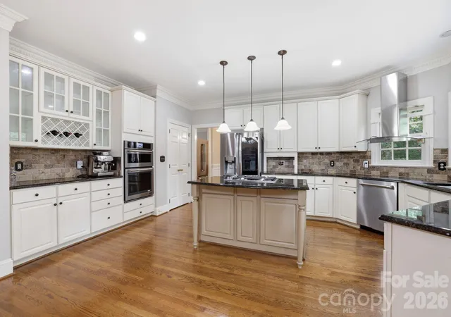 Photo 4 of Single family home for sale at 14516 Ballantyne Country Clb Dr, Charlotte, NC 28277 | MLS# 4426545 | Listing updated on 2026-09-19