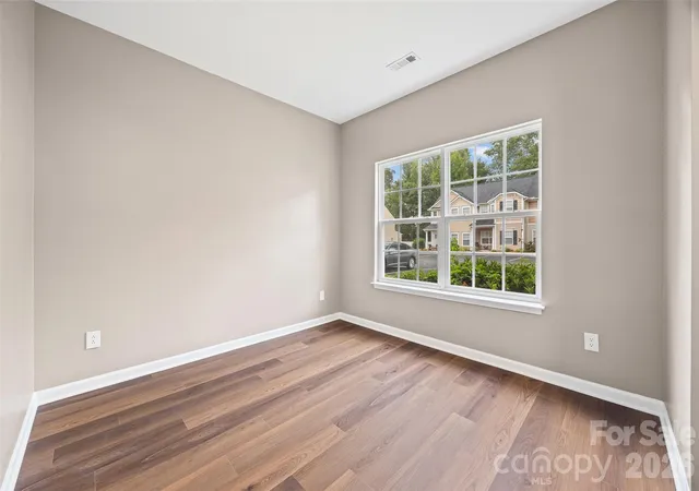 Photo 4 of Townhouse for sale at 1245 Liberty Bell Ct, Rock Hill, SC 29732 | MLS# 4426547 | Listing updated on 2026-09-24